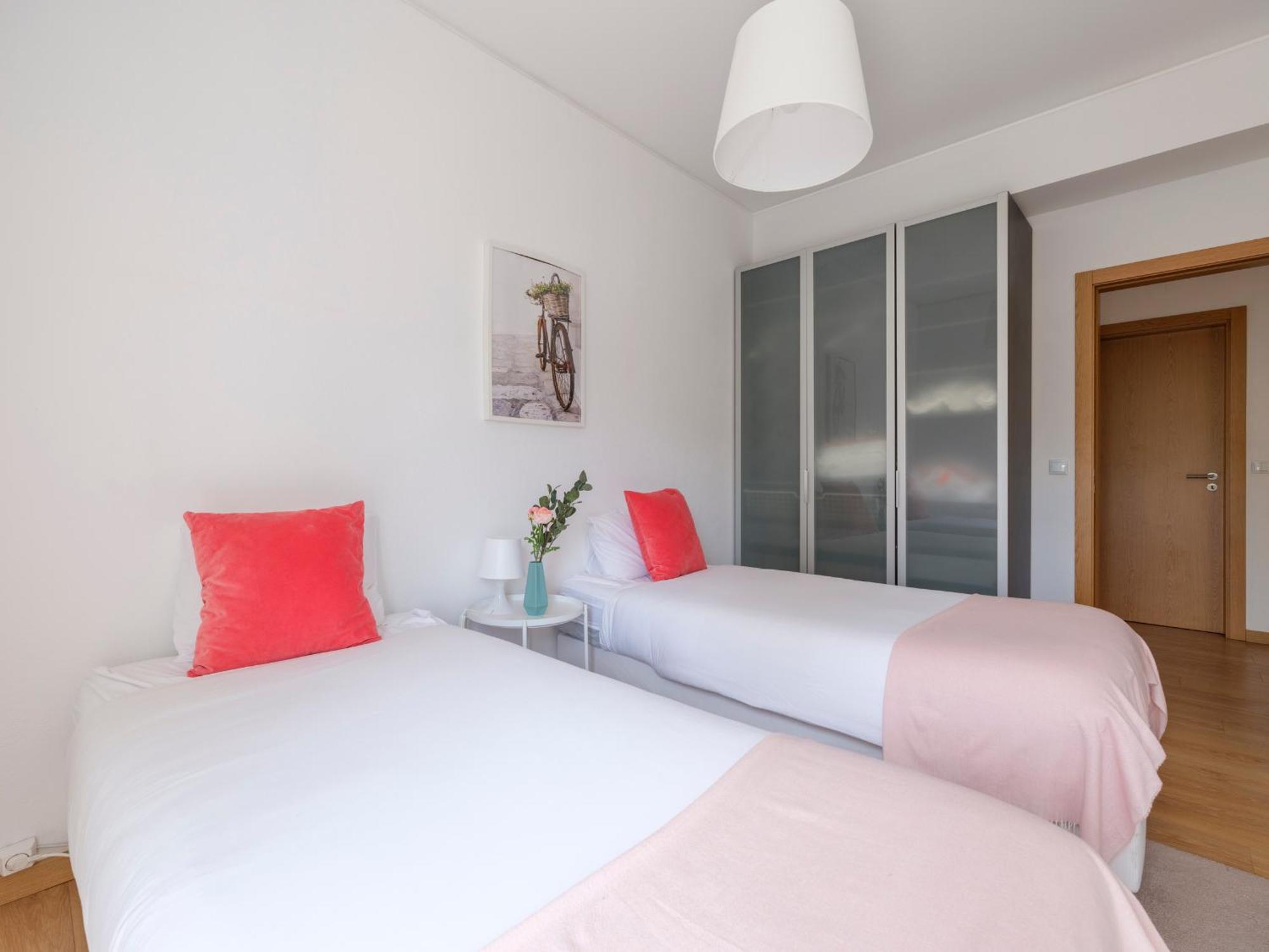 Olivais Spacious Apartment Near Airport Lisboa Ngoại thất bức ảnh